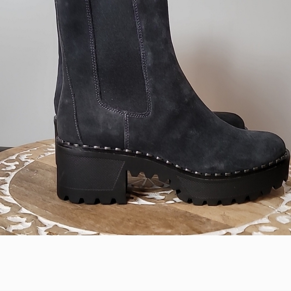 NWOB ~ Vince Camuto Madisha Suede Chelsea Lug Boot with Silver Hardware - Picture 4 of 10